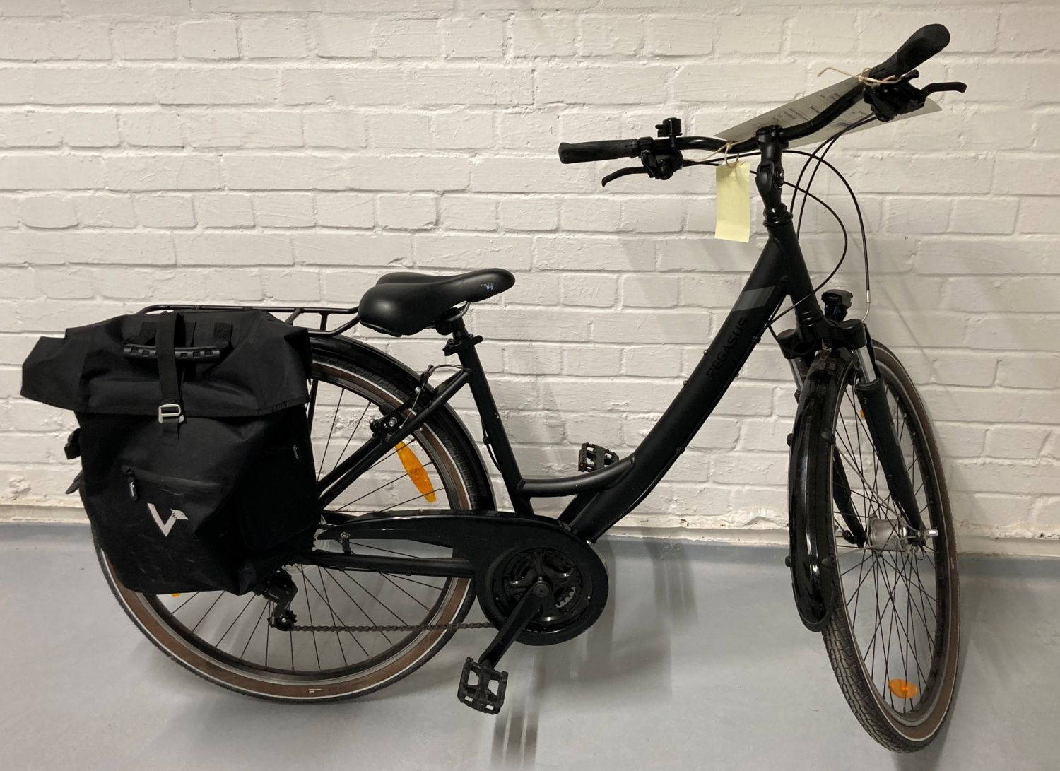 Schwarzes Damenfahrrad