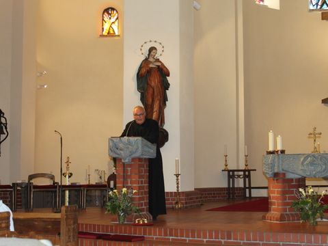 Pfarrer Scheele in der Pfarrkirche St. Marien (Bild: BA-CW, ML)
