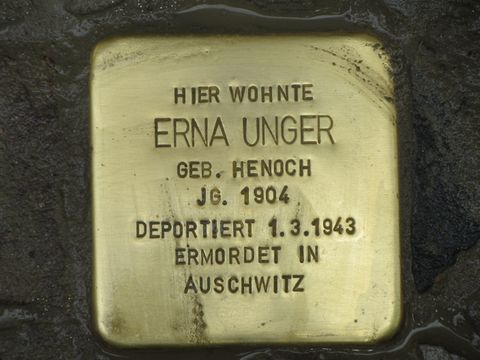 Stolperstein Erna Unger, Foto: F. Siebold, April 2013