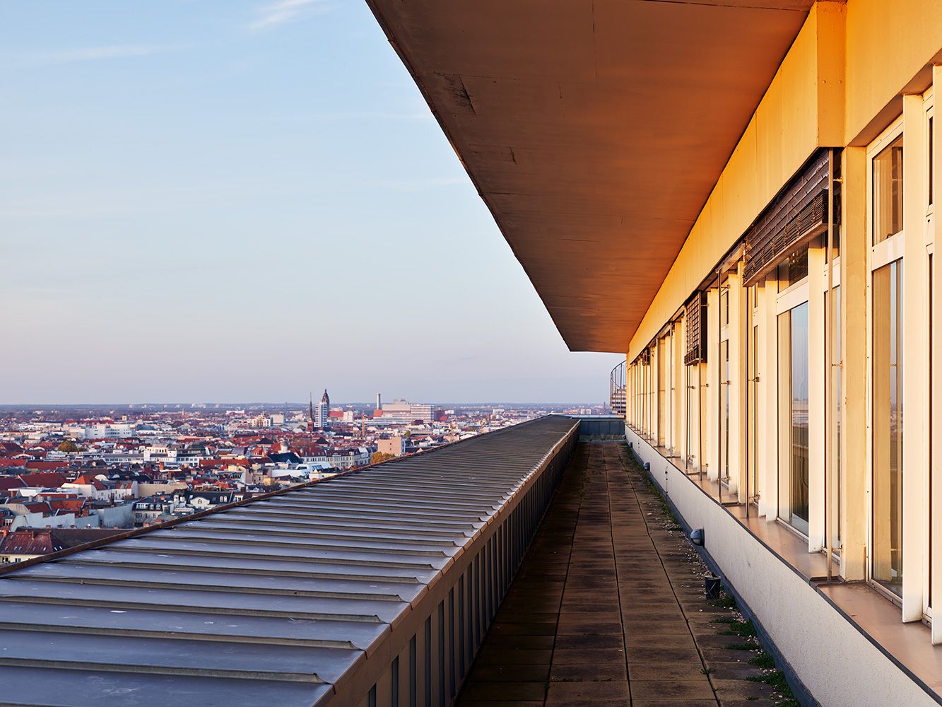 Blick auf die Stadt Berlin von der Dachterasse (17. OG), November 2020