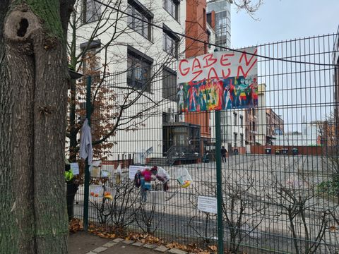 Der Gabenzaun am Mierendorffplatz.