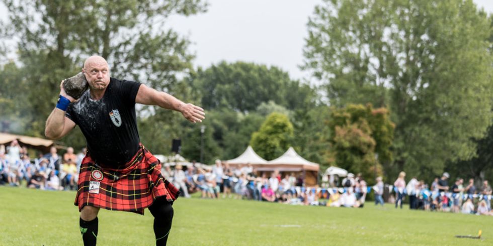 Wettkämpfe im Schottenrock: 10. Berliner HighlandGames in den Gärten der Welt