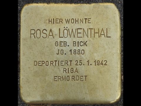 Stolperstein Rosa Löwenthal (Bild: Stolpersteine-Initiative CW, Hupka)