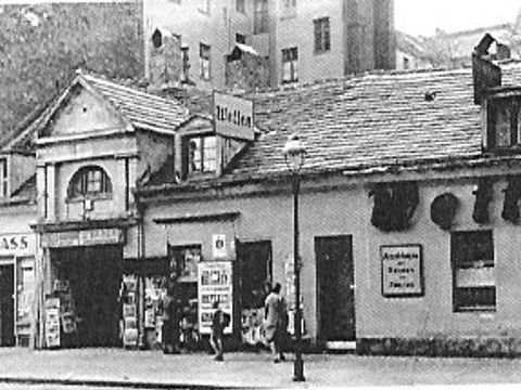 Ältestes Wohnhaus Charlottenburgs, Schustehrusstr. 13, historische Aufnahme