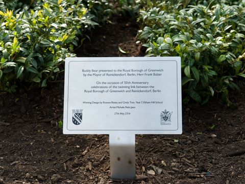 Gordon Place vor dem Bahnhof von Woolwih Arsenal, einem Ortsteil von Greenwich. (Bild: BA Reinickendorf)