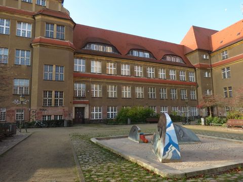 Hauptgebäude vhs Treptow-Köpenick