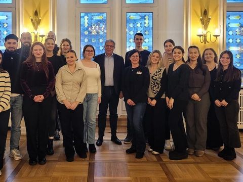 Empfang der Nachwuchskräfte durch den Oberbürgermeister (Bild: Bezirksamt Friedrichshain-Kreuzberg)