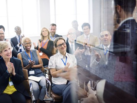 Seminaratmosphäre, Rückenansicht Dozent