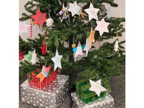 Wunschbaumaktion der Stadtbibliothek Lichtenberg