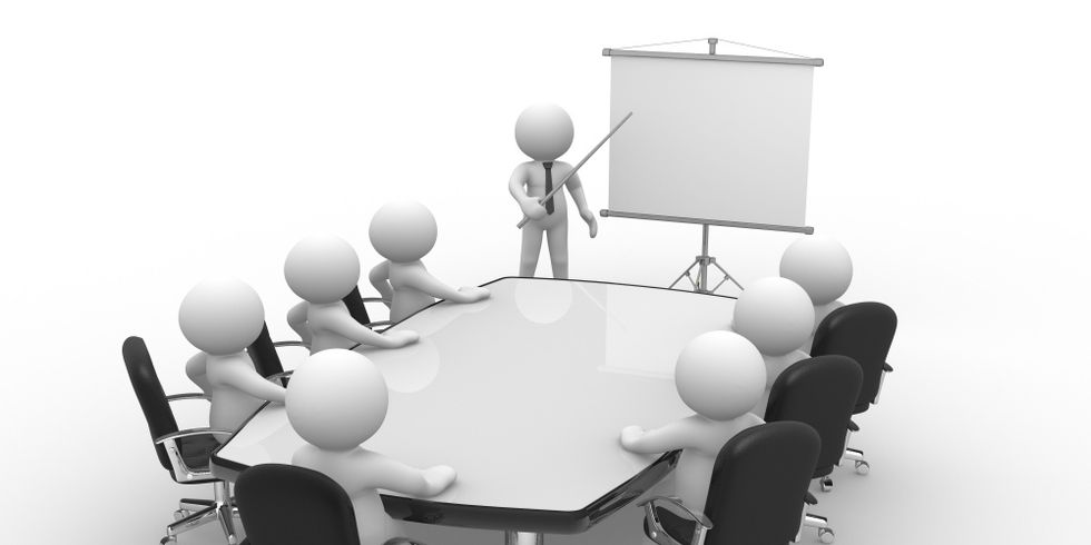 Konferenz mit 8 Personen