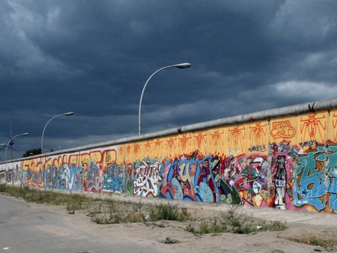 Mur d'arrière-plan le long de la Mühlenstraße