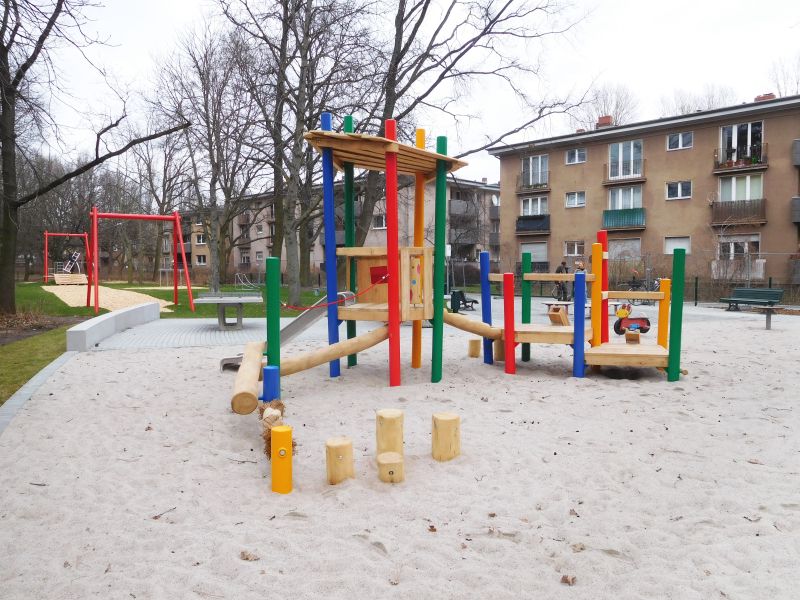Spielplatz Waldstrasse 37 1
