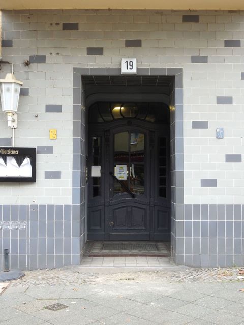 Hausansicht Neue Kantstr. 19