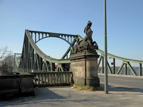 Glienicker Brücke