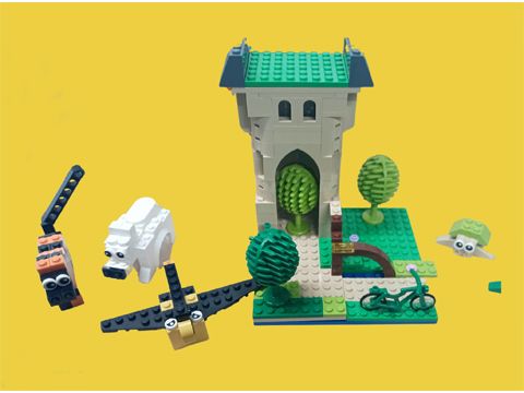 zwei Hunde und ein Haus mit Lego gebaut