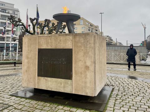 Ewige Flamme Mahnmal