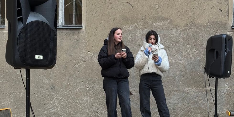 Rede von zwei Schülerinnen am Andreas-Gymnasium