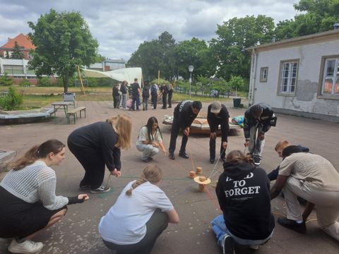 Jugendjury lernt sich im Fuchsbau kennen (Bild: BA Reinickendorf)