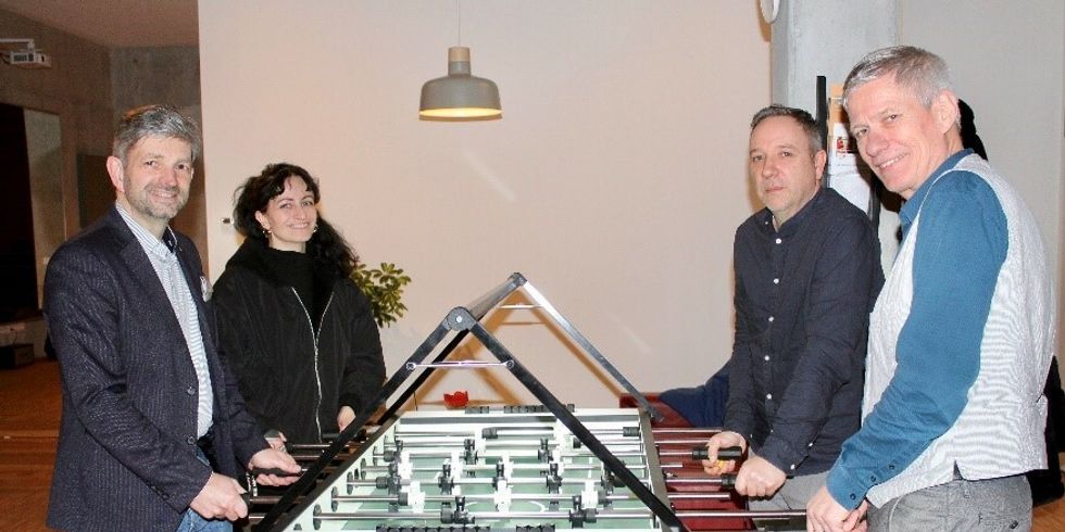 Herr Schworck und Herr Schwarz in der Jugendfreizeiteinrichtung Kiezlinse