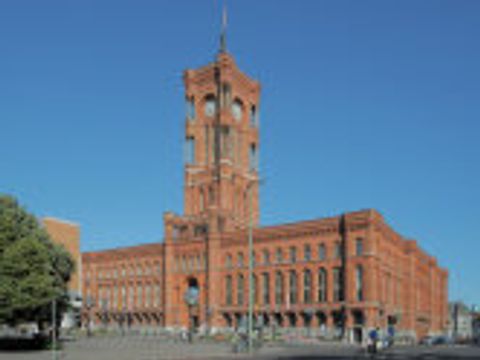 Berliner Rathaus (Bild: Landesdenkmalamt Berlin, Wolfgang Bittner)