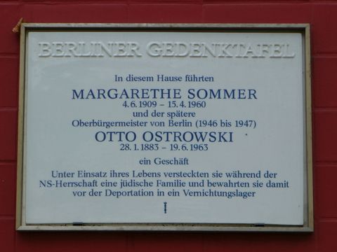 Gedenktafel für Margarethe Sommer und Otto Ostrowski, 10.3.2009, Foto: KHMM