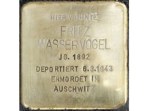 Stolperstein Fritz Wasservogel (Bild: Stolpersteine-Initiative CW, H.-J. Hupka)