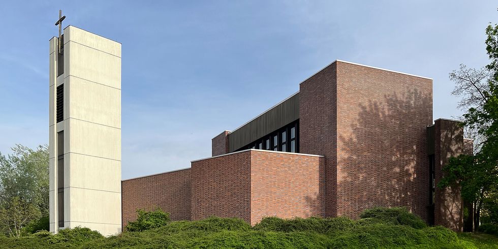 Kirche „Von der Verklärung des Herrn“ in Berlin-Marzahn