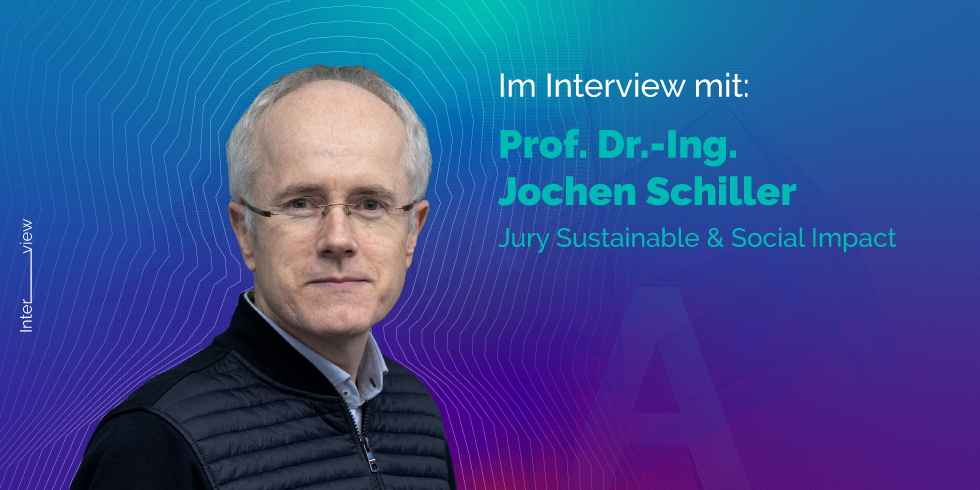 Jochen Schiller lächelt in die Kamera