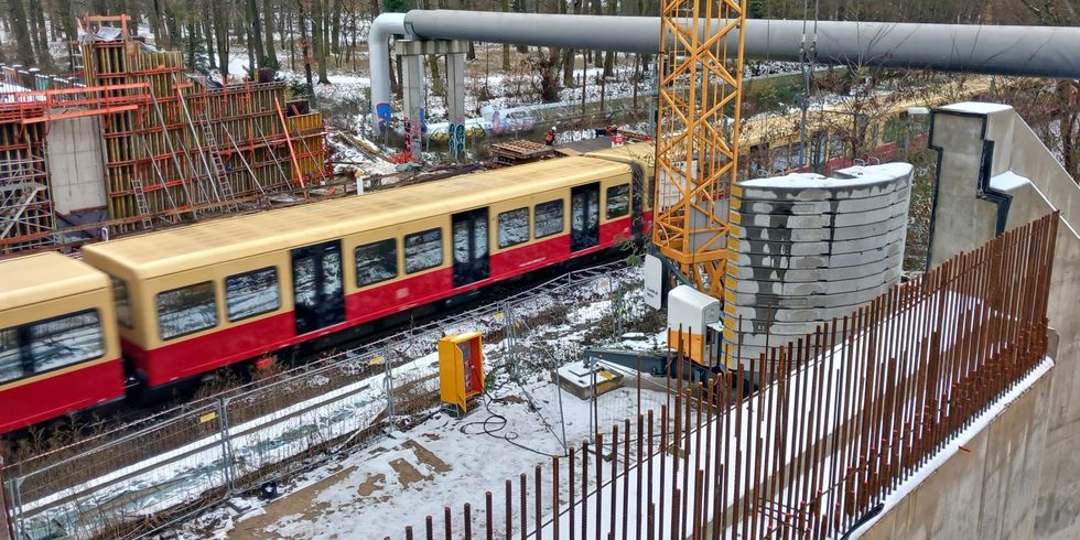 Dezember 2023 – Fertigstellung der Unterbauten nach Winterbetonage der Flügelwand A20 West