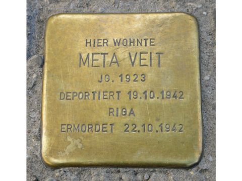 Stolperstein Meta Veit