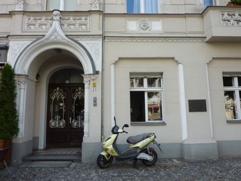 Hauseingang Schlüterstraße 21, 30.7.2010, Foto: KHMM