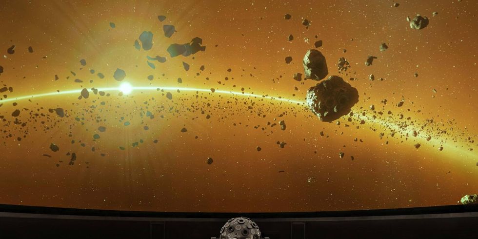 Asteroiden im frühen Sonnensystem gezeigt in einem Planetarium