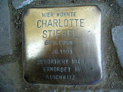 Stolperstein für Charlotte Stiebel