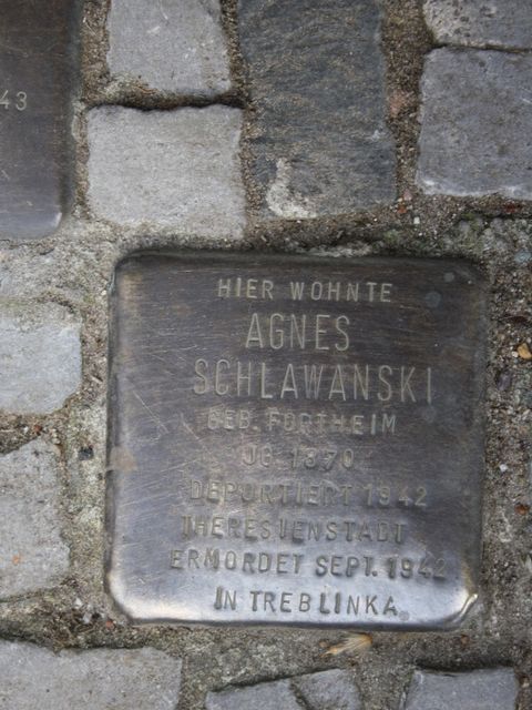 Stolperstein für Agnes Schlawanski