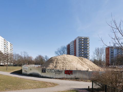 Aushub für Wohnungsbau im Akazienwäldchen