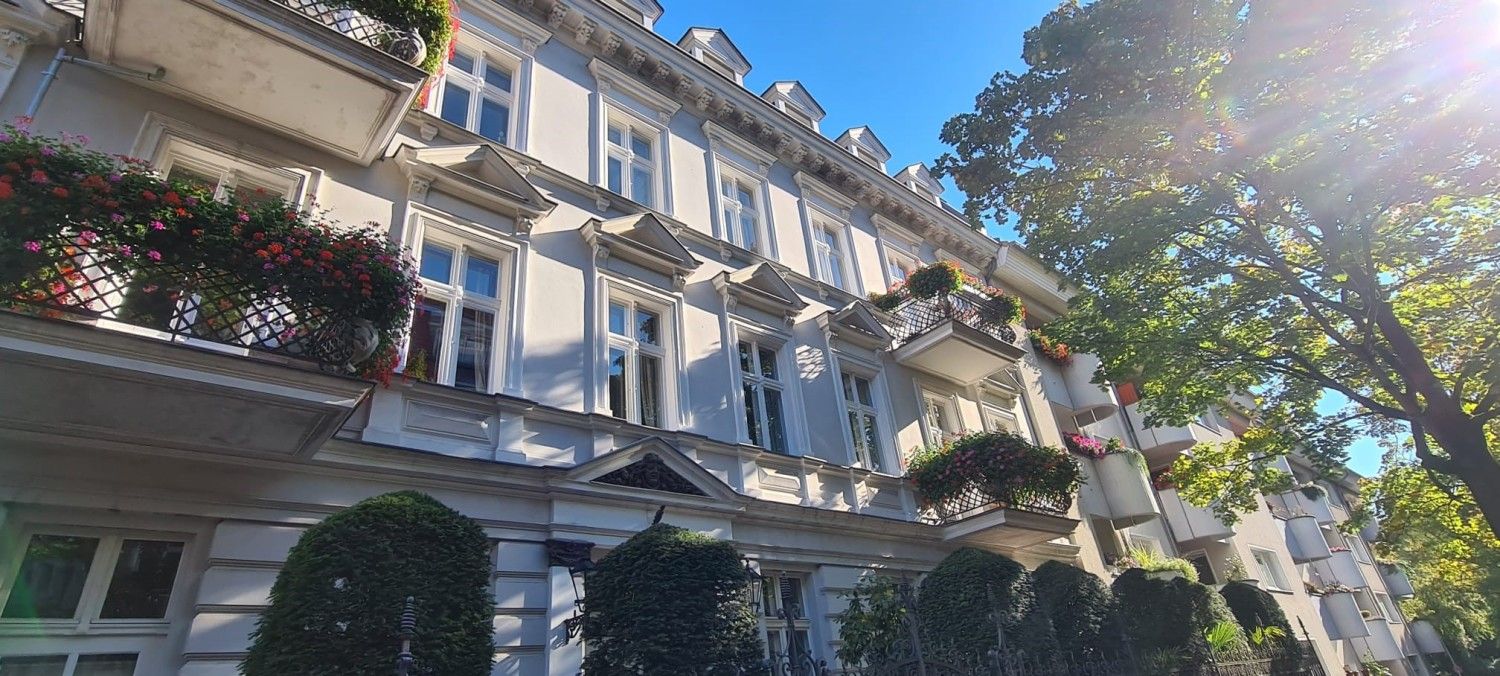 Hausfront in der Kösener Straße.