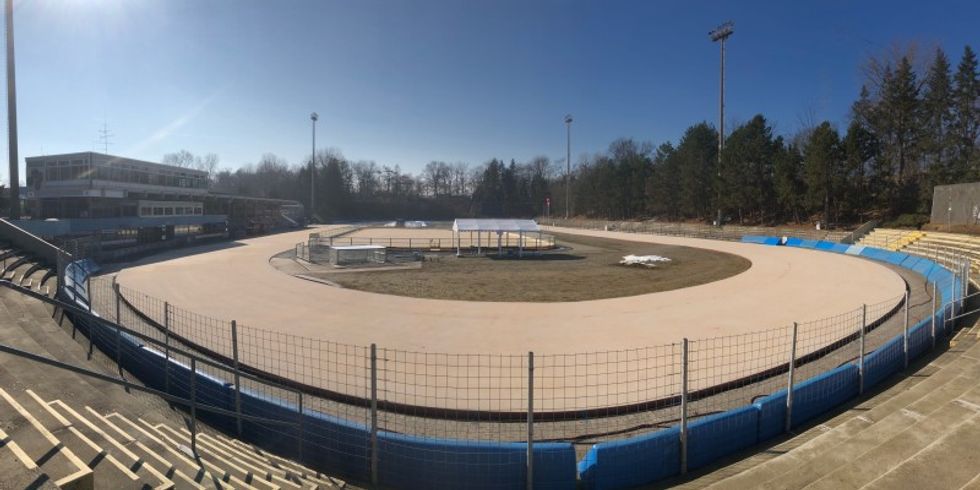Horst-Dohm-Eisstadion für den Inline- und Rollsport (Sommersaison)
