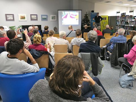 Publikum bei der Abschlussveranstaltung zum Masterplan Neues Urbanes Zentrum Neu-Hohenschönhausen