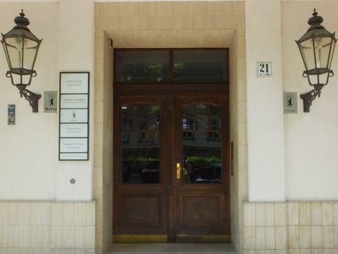 Hauseingang Suarezstr. 21