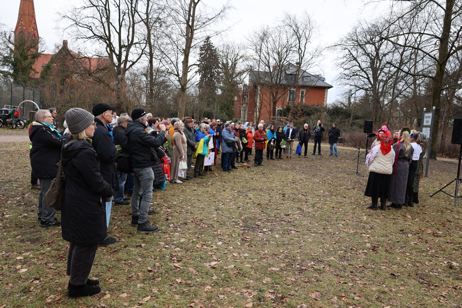 24. Februar 2026: Solidaritätsveranstaltung im Charkiw-Park