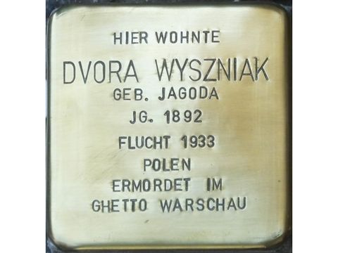 Stolperstein Dvora Wyszniak (Bild: Stolpersteine-Initiative CW, Hupka)