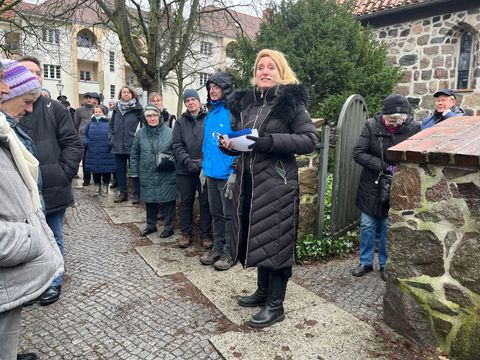 251. Kiezspaziergang - Bauch