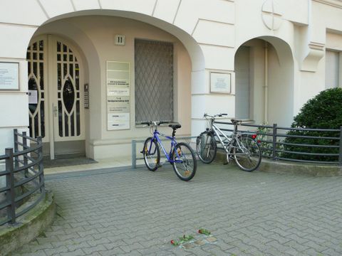 Hauseingang Hölderlinstr. 11