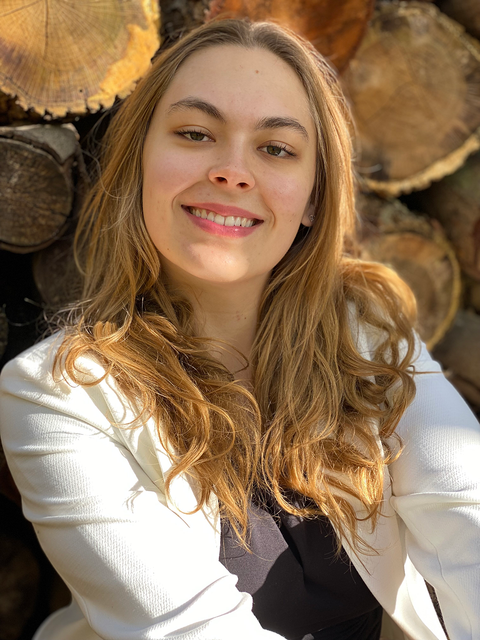 Porträt Celina-Marie Krimpelbein