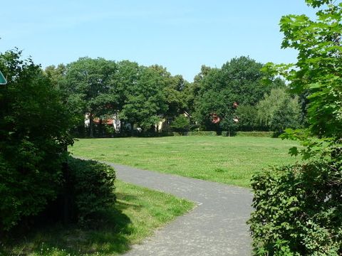 Marga Meusel Platz 1