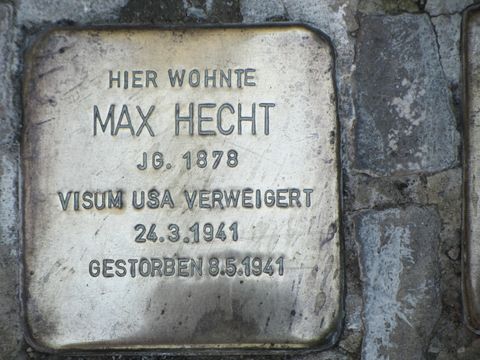 Stolperstein Max Hecht, Foto: F. Siebold, Juni 2013