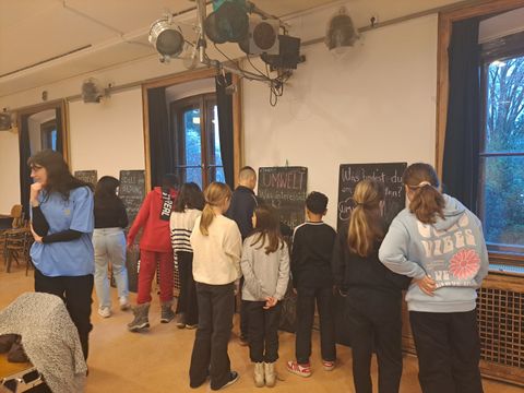 Vor allem Schüler aus Reinickendorfer Grundschulen nahmen an dem zweiten Treffen im Haus der Jugend – Fuchsbau teil (Bild: BA Rdf)