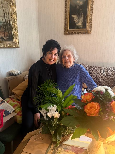 Ursula Zielinski mit Bürgermeisterin Emine Demirbüken-Wegner (Bild: BA Rdf)