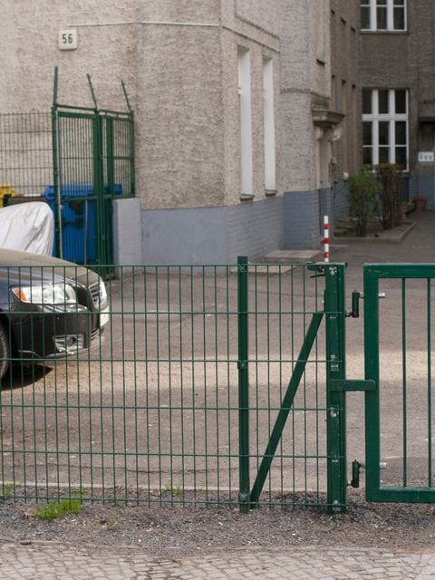 Hauseingang Niebuhrstr. 56, 20.4.13