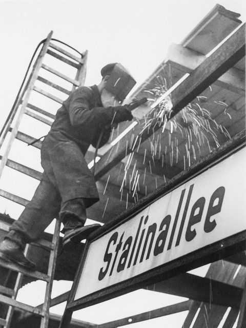 S-Bahn station Stalinallee, street naming 1949–1961 (today Frankfurter Allee)